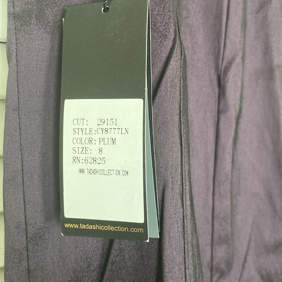 Tadashi Shoji Skirt in Plum - Picture 3 of 8